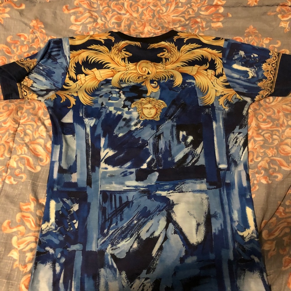 Gold gods men’s xl shirt